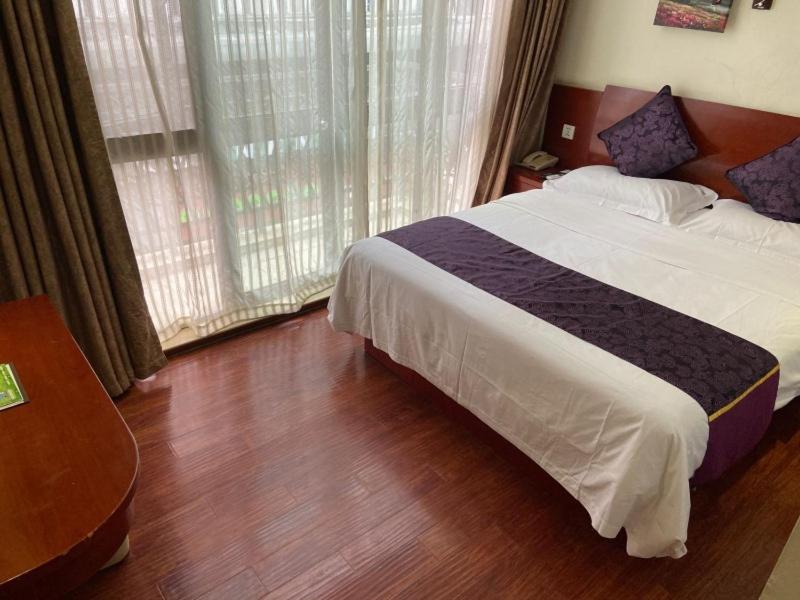 Greentree Inn Shanghai Songjiang University City New Songjiang Road Express Hotel Esterno foto