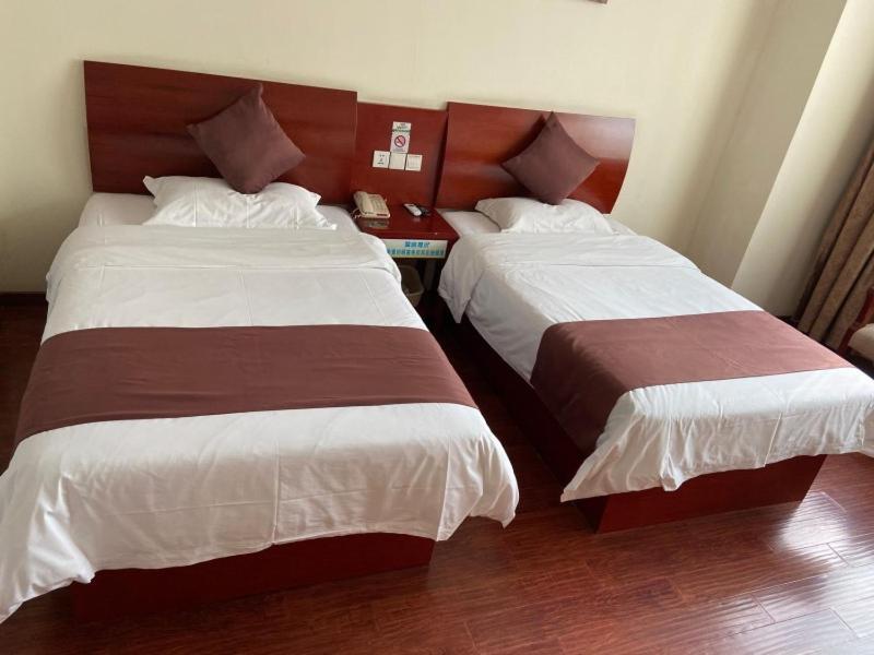 Greentree Inn Shanghai Songjiang University City New Songjiang Road Express Hotel Esterno foto