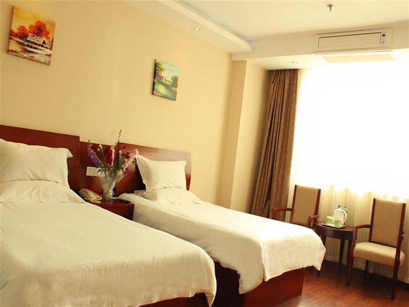 Greentree Inn Shanghai Songjiang University City New Songjiang Road Express Hotel Esterno foto