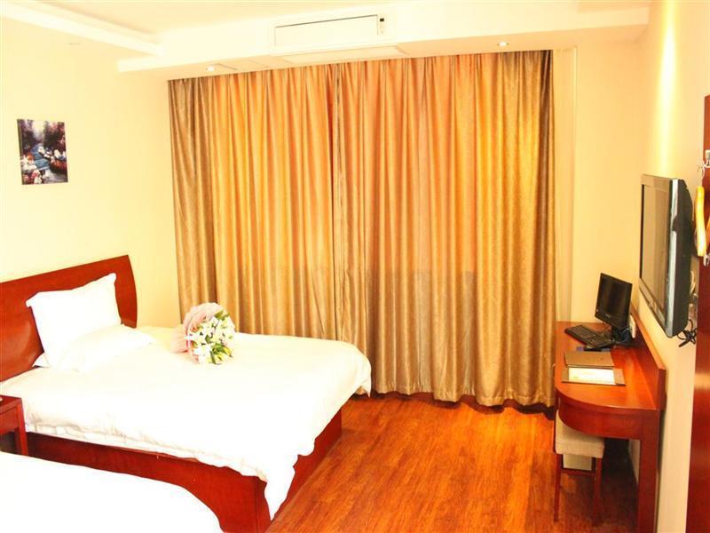Greentree Inn Shanghai Songjiang University City New Songjiang Road Express Hotel Esterno foto