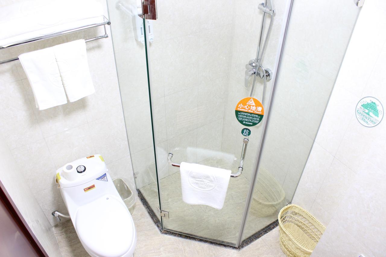 Greentree Inn Shanghai Songjiang University City New Songjiang Road Express Hotel Esterno foto